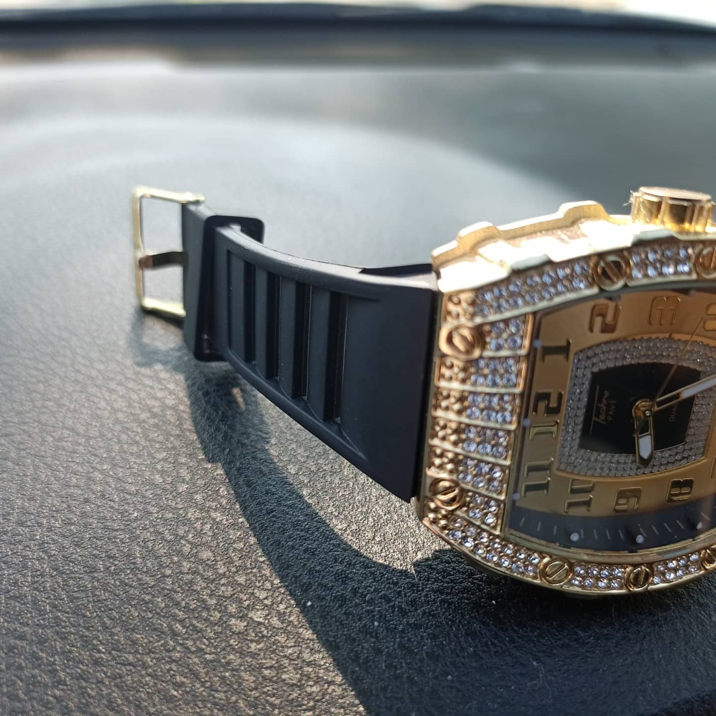 Iced Out Face Big Man Watch with Rubber Strap