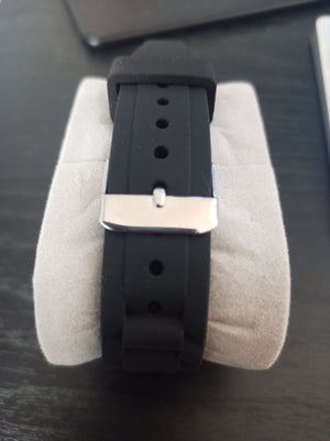 Class Watch with Rubber Strap