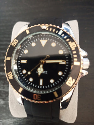 Class Watch with Rubber Strap