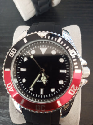 Class Watch with Rubber Strap