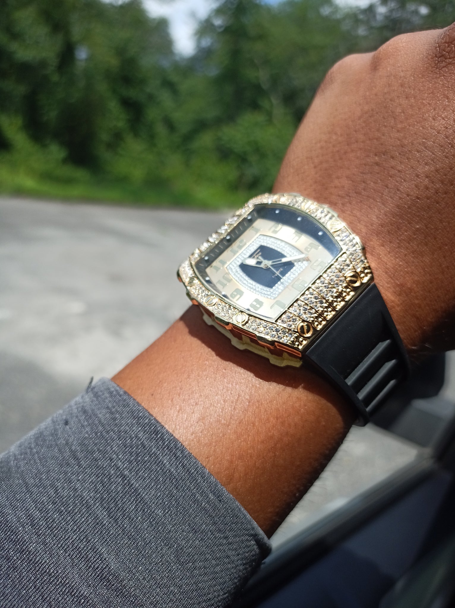 Iced Out Face Big Man Watch with Rubber Strap